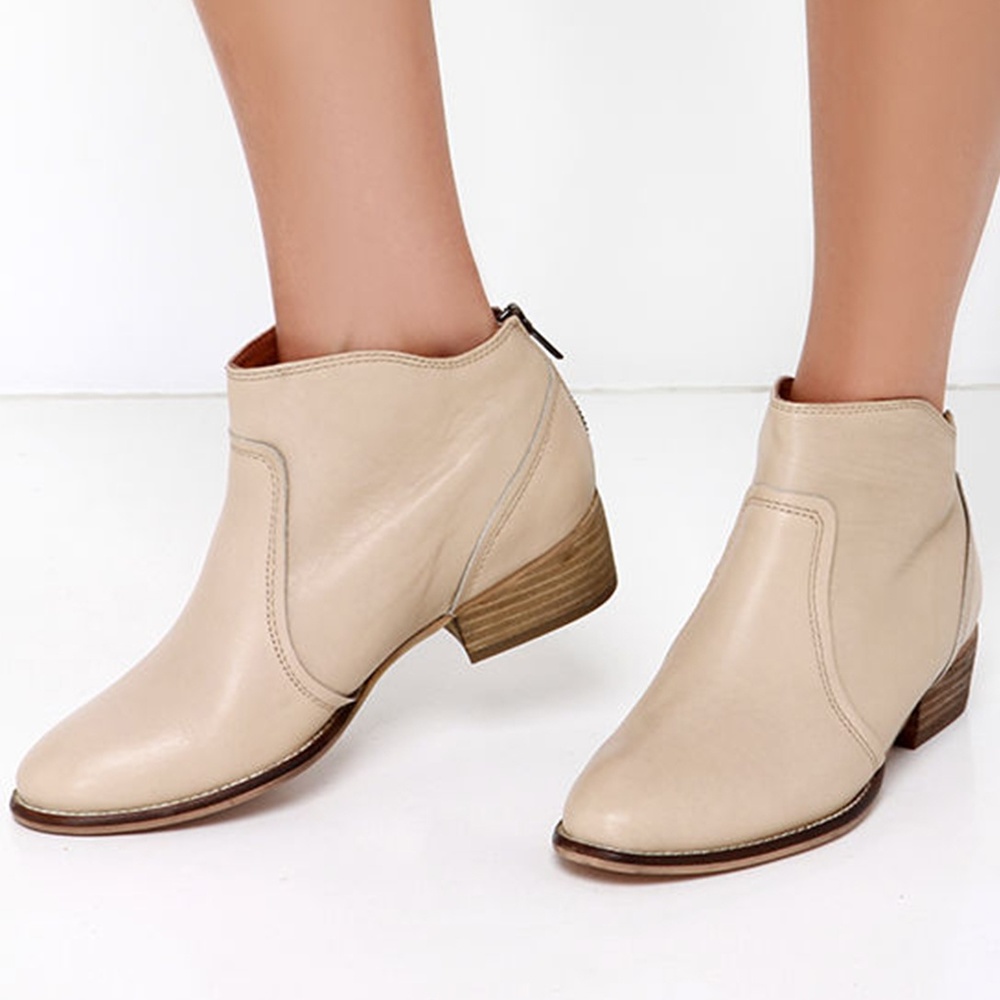 Seychelles Natural 6 Reunited Ankle Leather Bootie